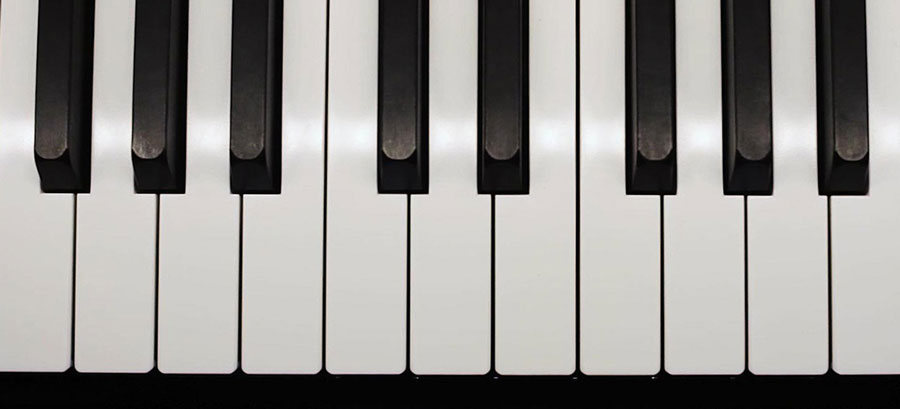 Klavirska lučka Benton (predstavitveni video)